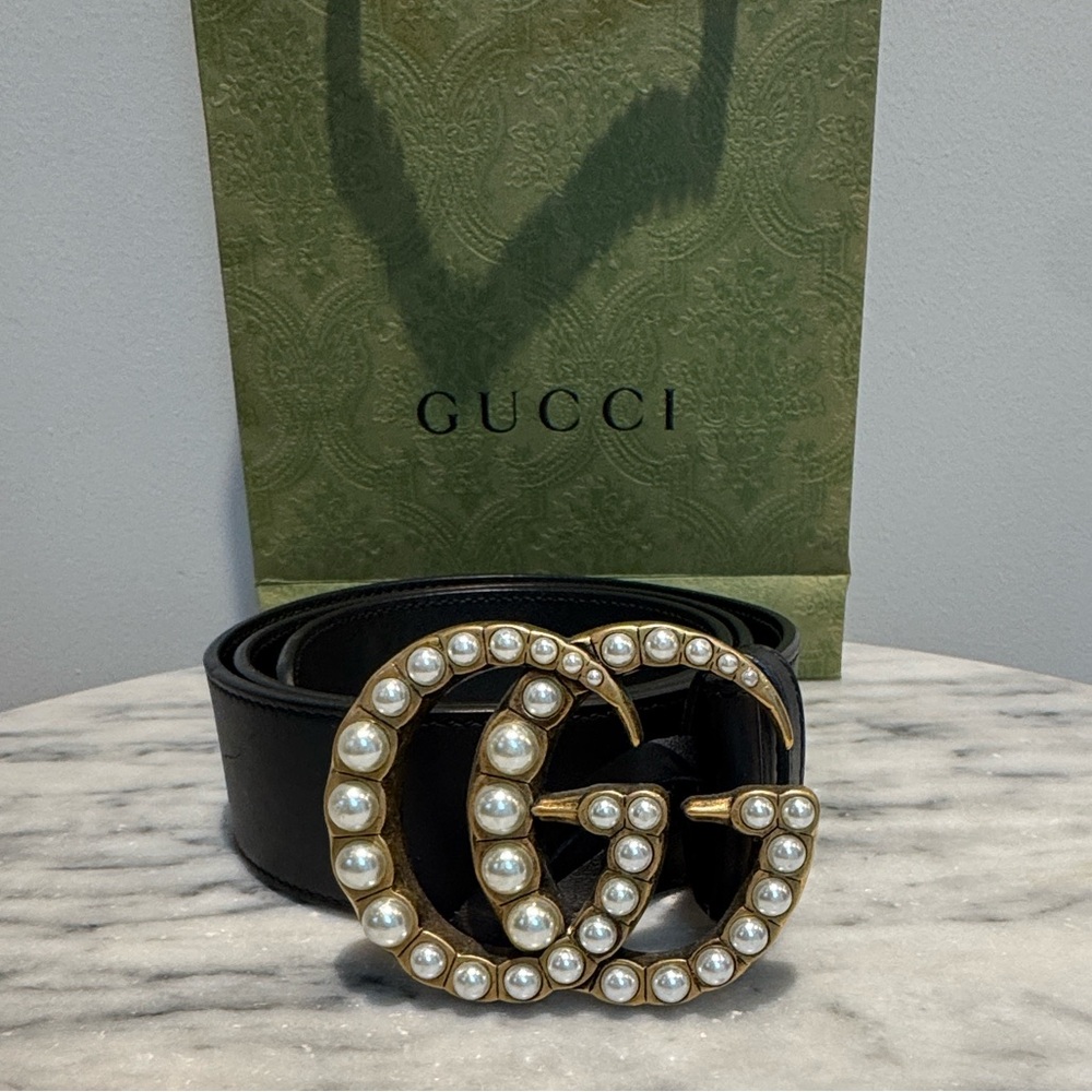 Gucci Black Belt with Gold GG Pearl Buckle Size 80